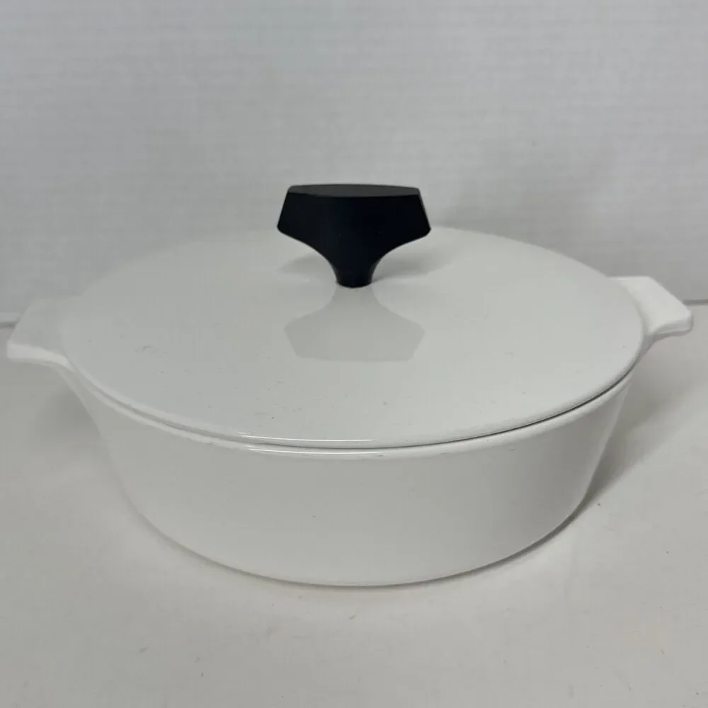 Vintage Corning Ware 1 QT White BUFFET SERVER B-1 Casserole Covered Baking Dish